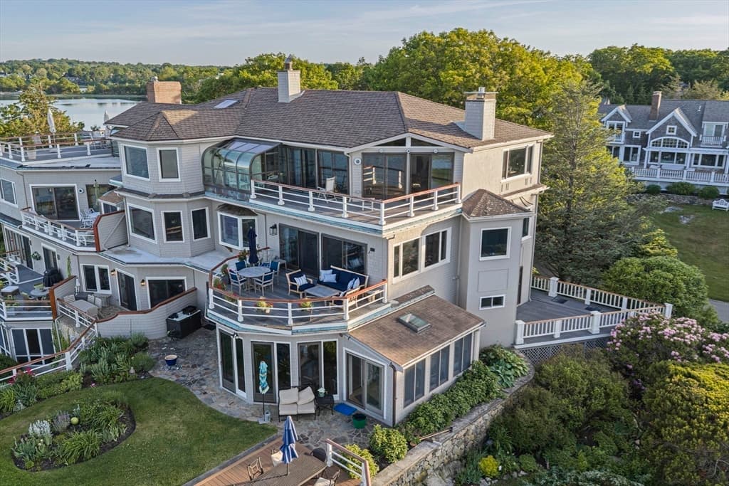 Condomínio em Cohasset
