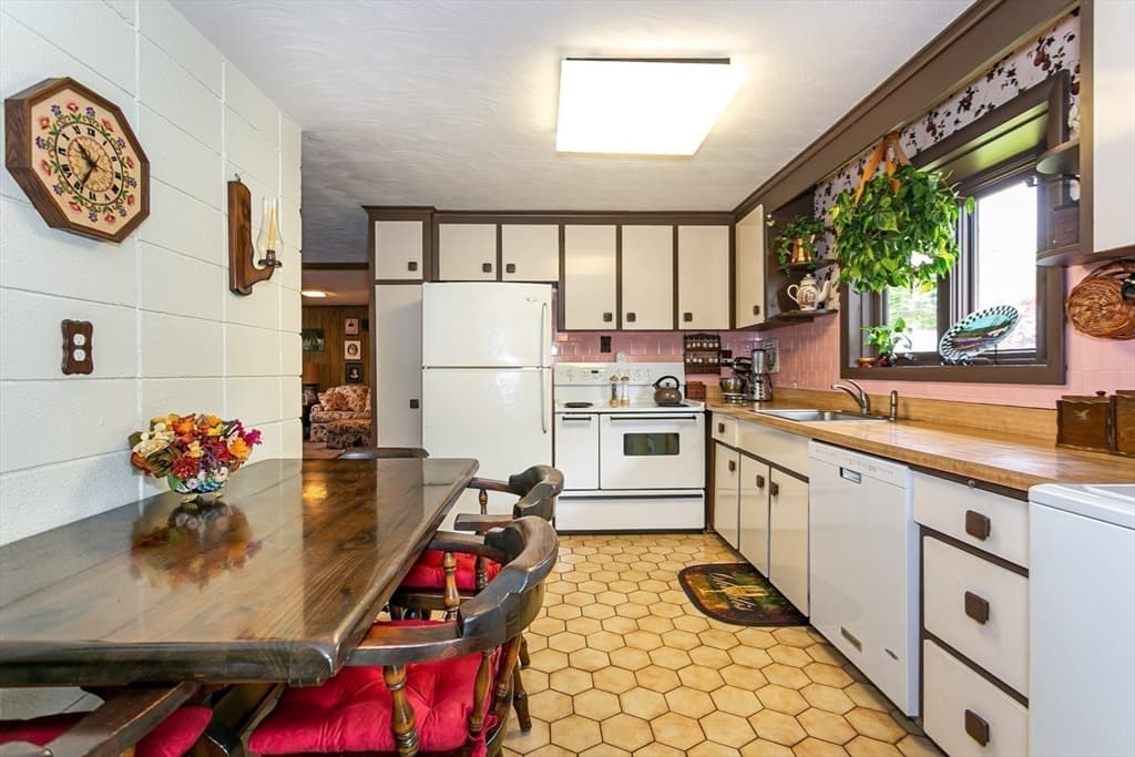 Casa em Natick — foto 9