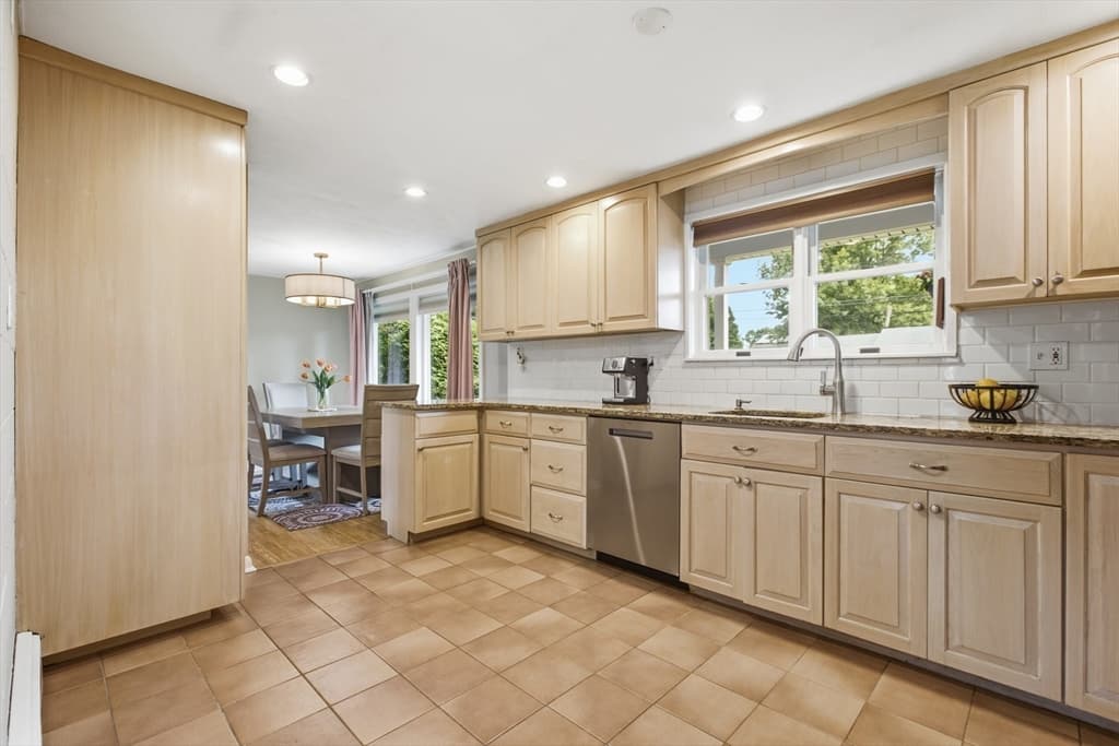 Casa em Framingham — foto 6