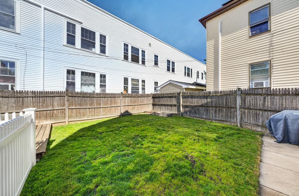 Casa em New Bedford — foto 8