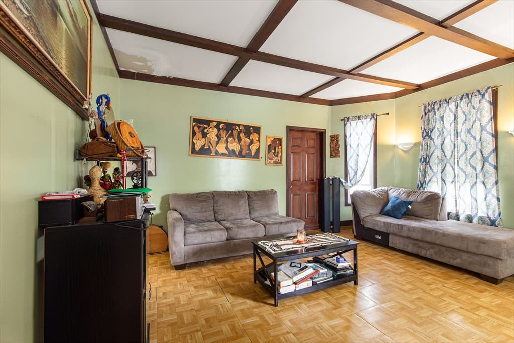 Casa em Brockton — foto 4