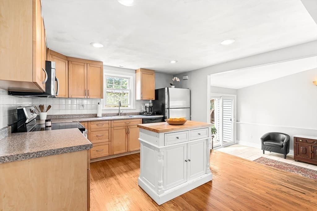 Casa em Natick — foto 6