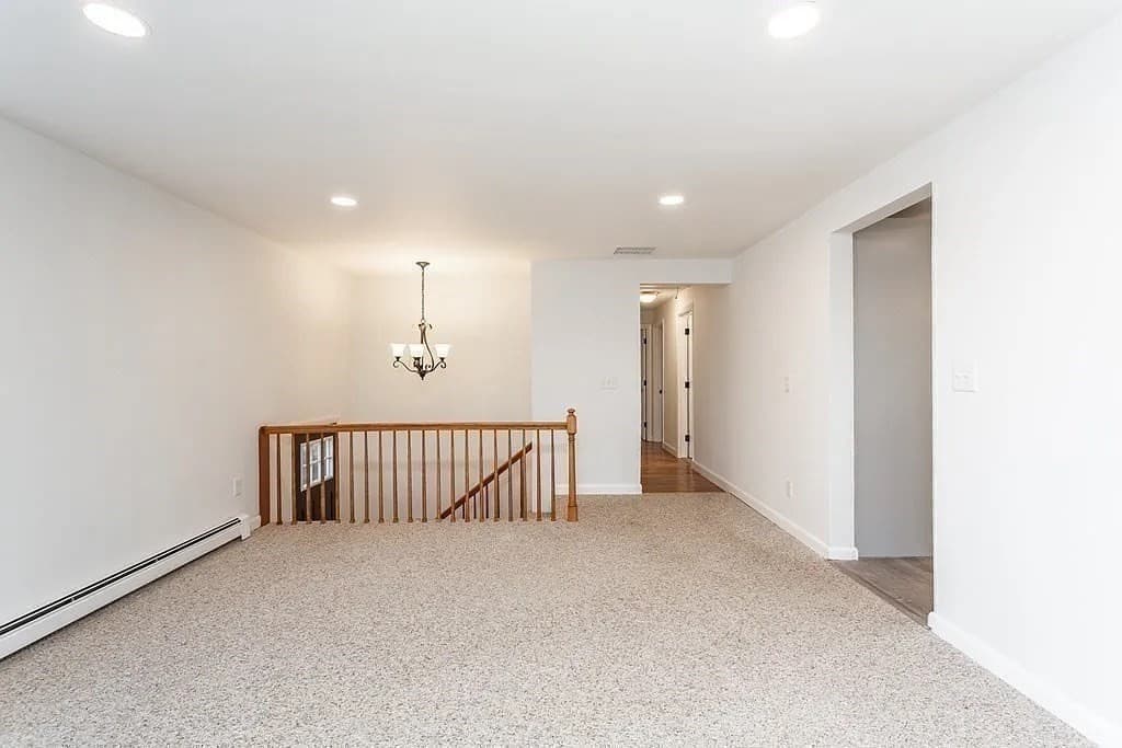 Casa em Raynham — foto 8