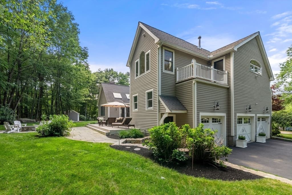 Casa em Hopkinton — foto 2
