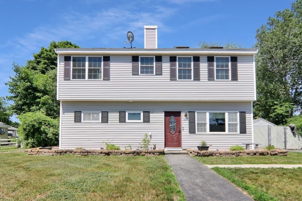 Casa em Dracut — foto 2