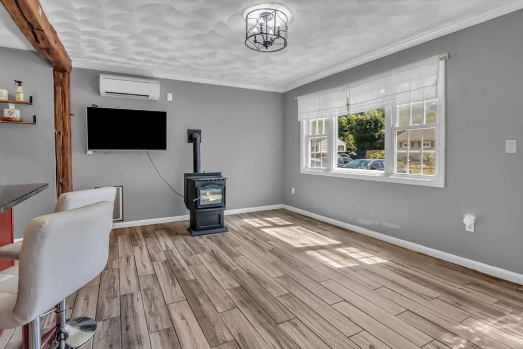 Casa em Dracut — foto 7