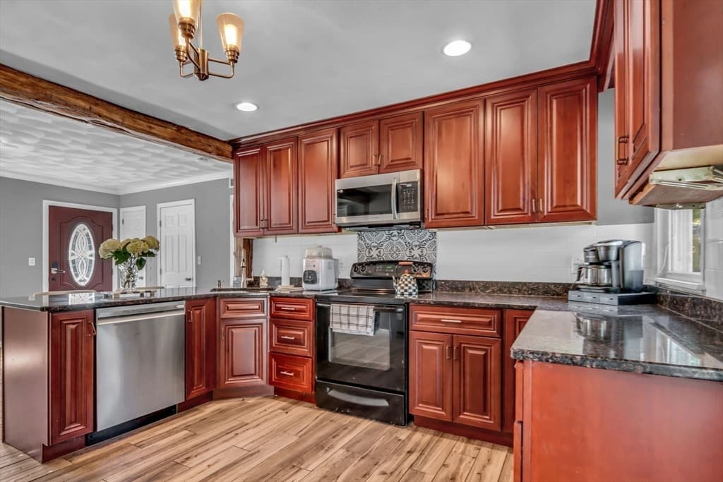 Casa em Dracut — foto 5