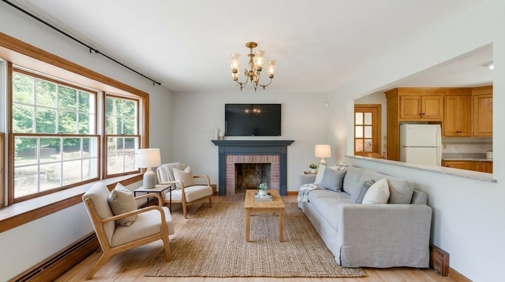 Casa em Raynham — foto 6