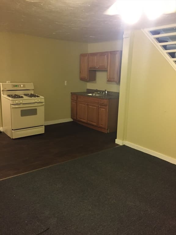 Multi-família em Lowell — foto 8
