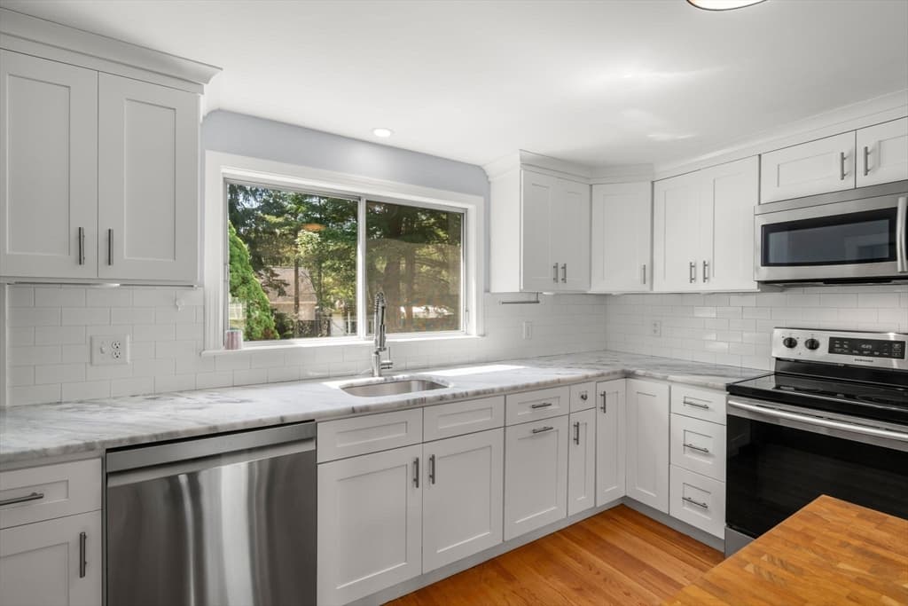 Casa em Hopkinton — foto 9