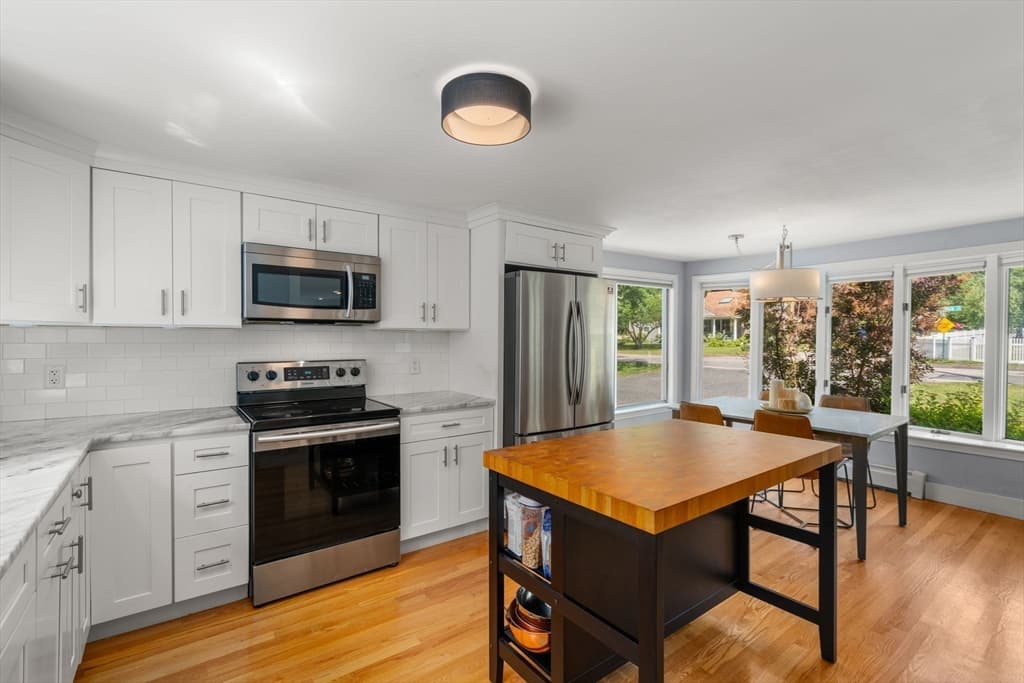 Casa em Hopkinton — foto 8