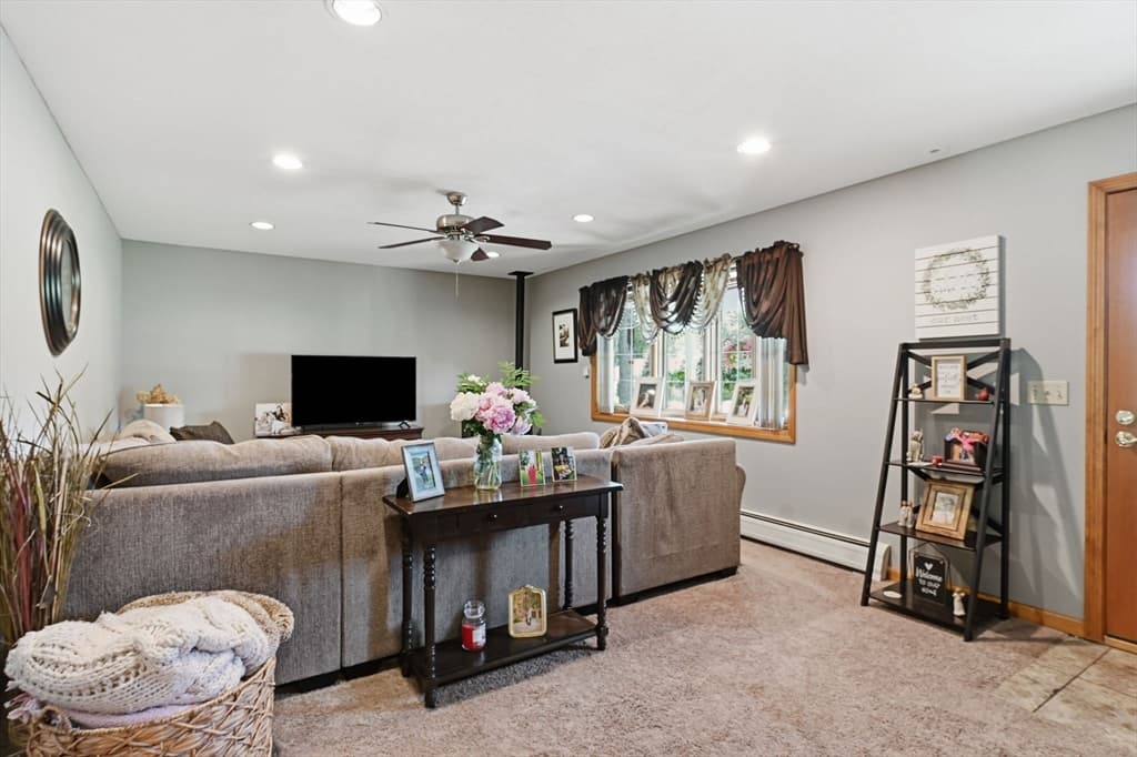 Casa em Belchertown — foto 6