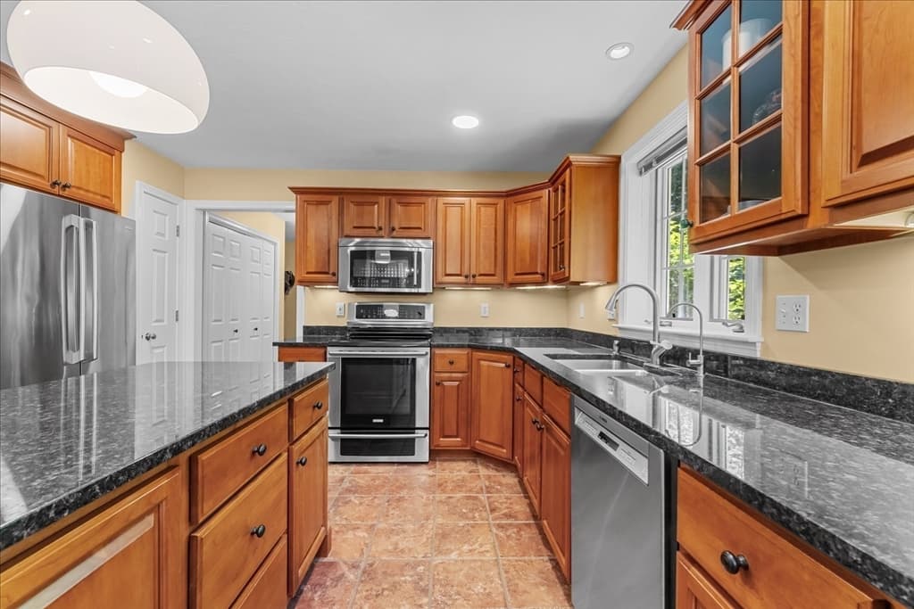 Casa em Hopkinton — foto 8