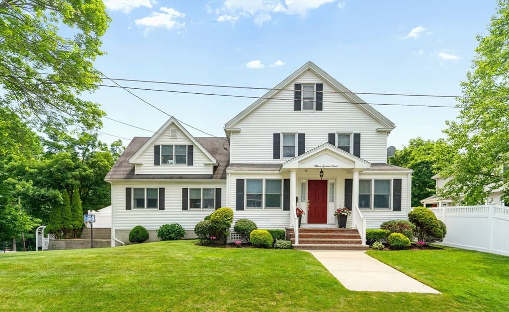 Casa em Stoneham — foto 2