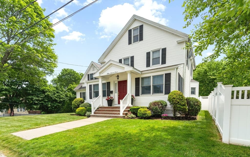 Casa em Stoneham — foto 4