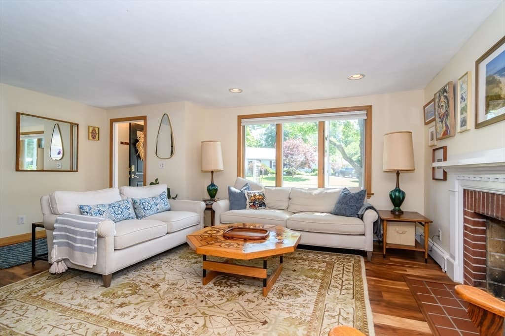 Casa em Natick — foto 3