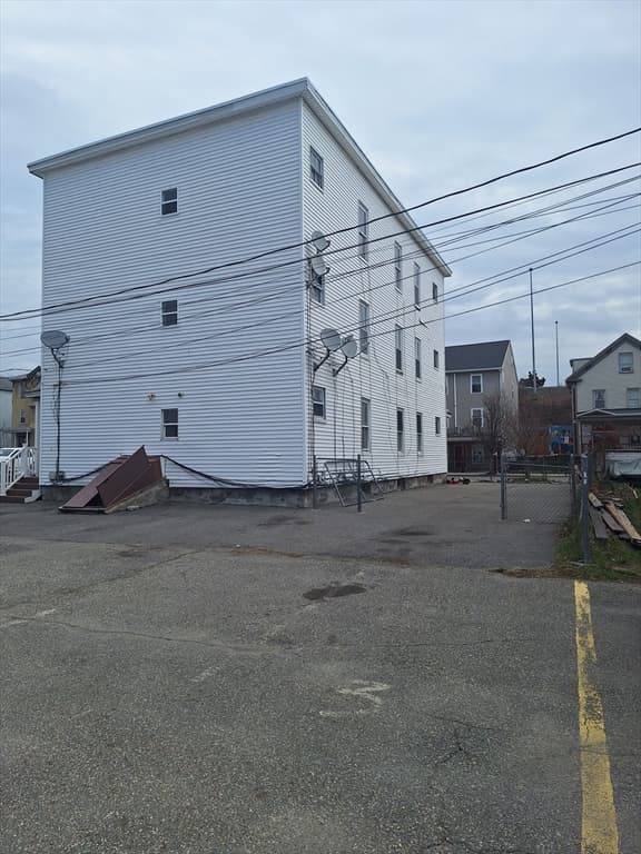 Multi-família em Worcester — foto 4
