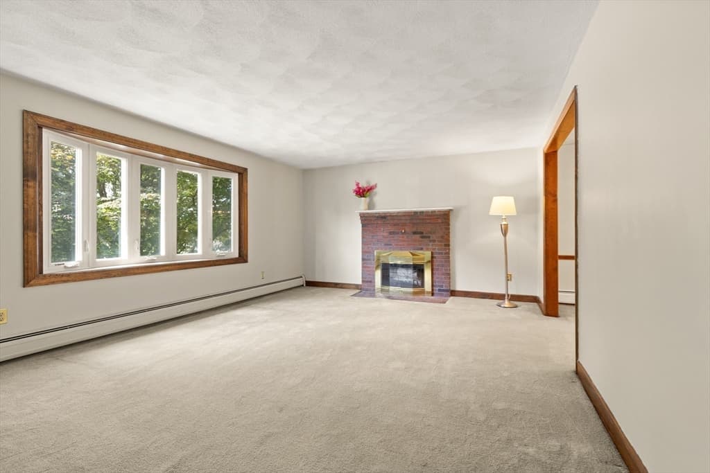 Casa em Stoneham — foto 8