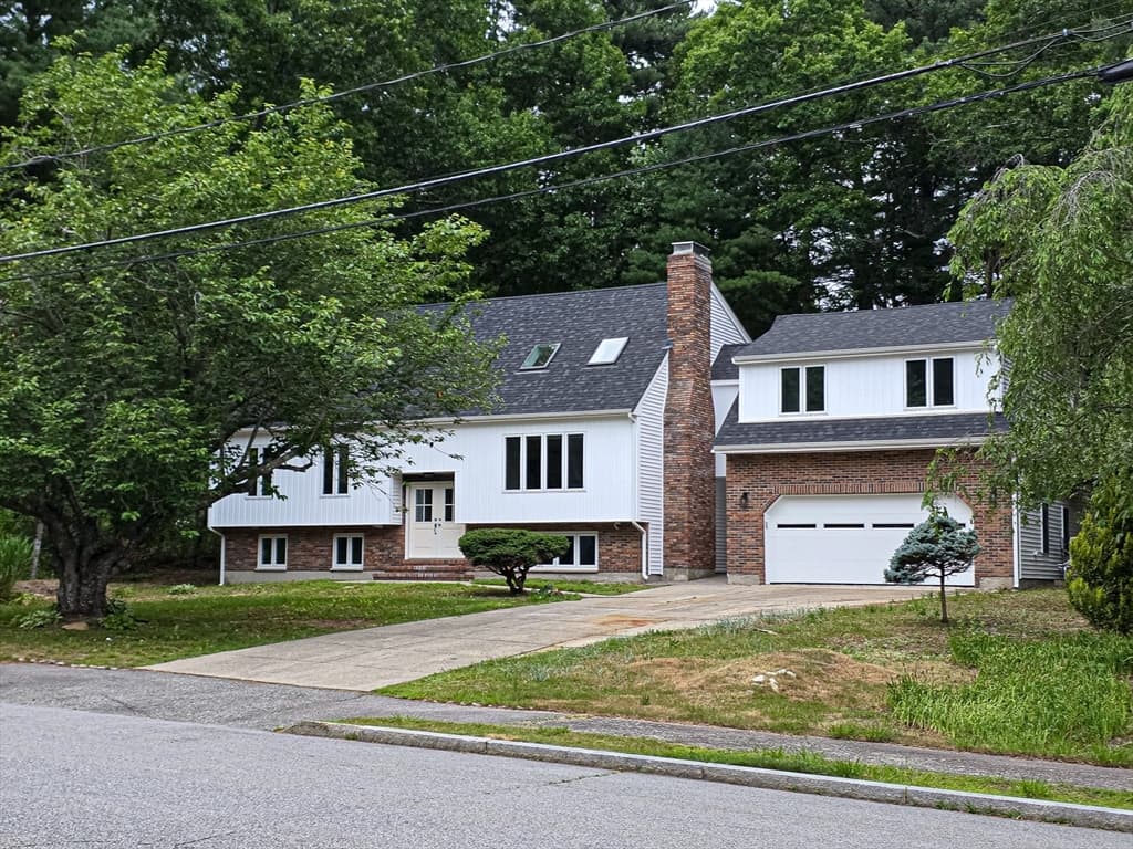 Casa em West Bridgewater