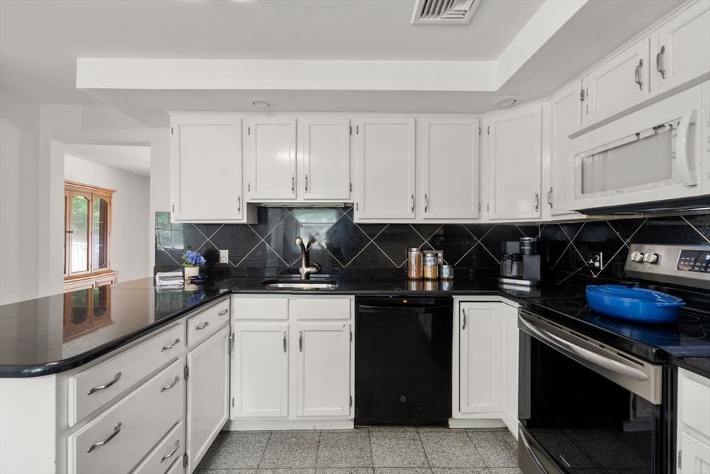 Casa em Framingham — foto 6