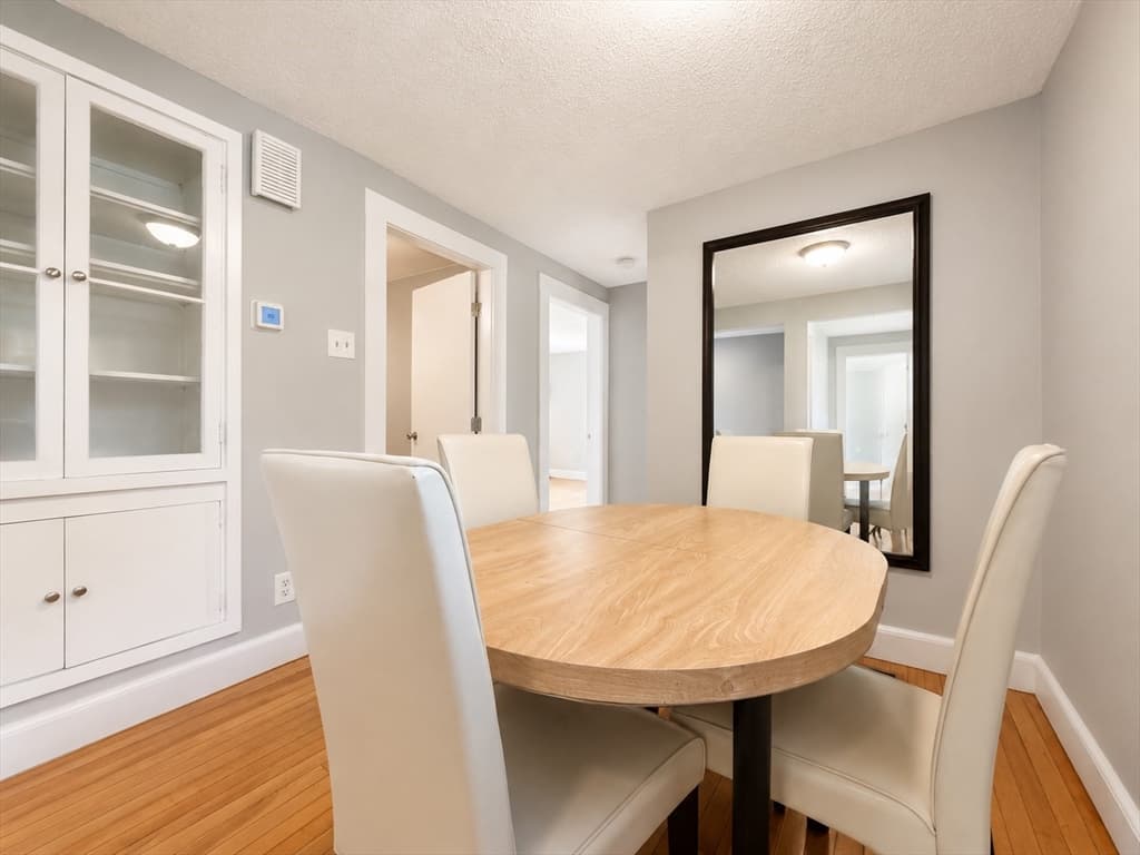 Casa em Framingham — foto 5