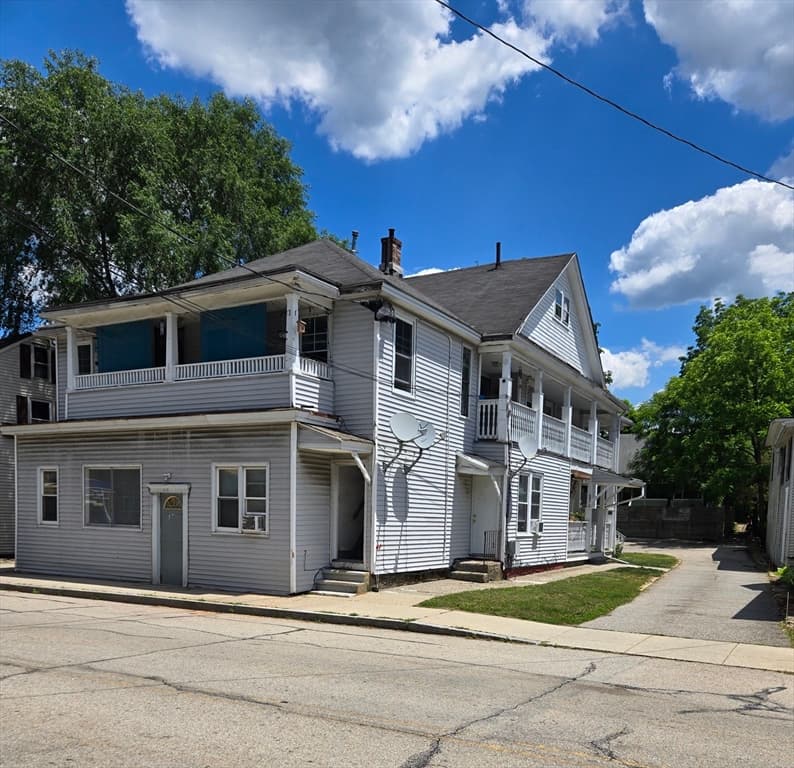 Multi-família em Southbridge
