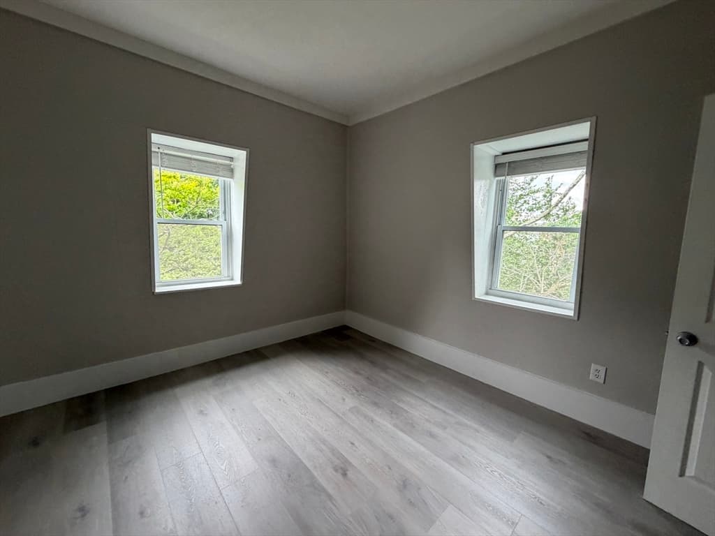 Multi-família em Worcester — foto 4