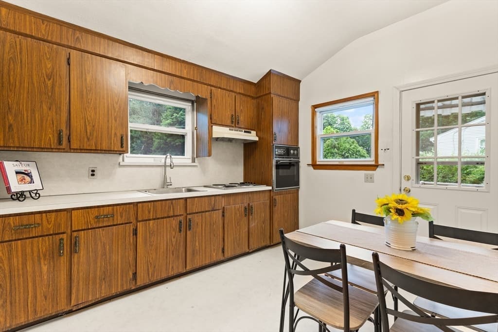 Casa em Stoughton — foto 4
