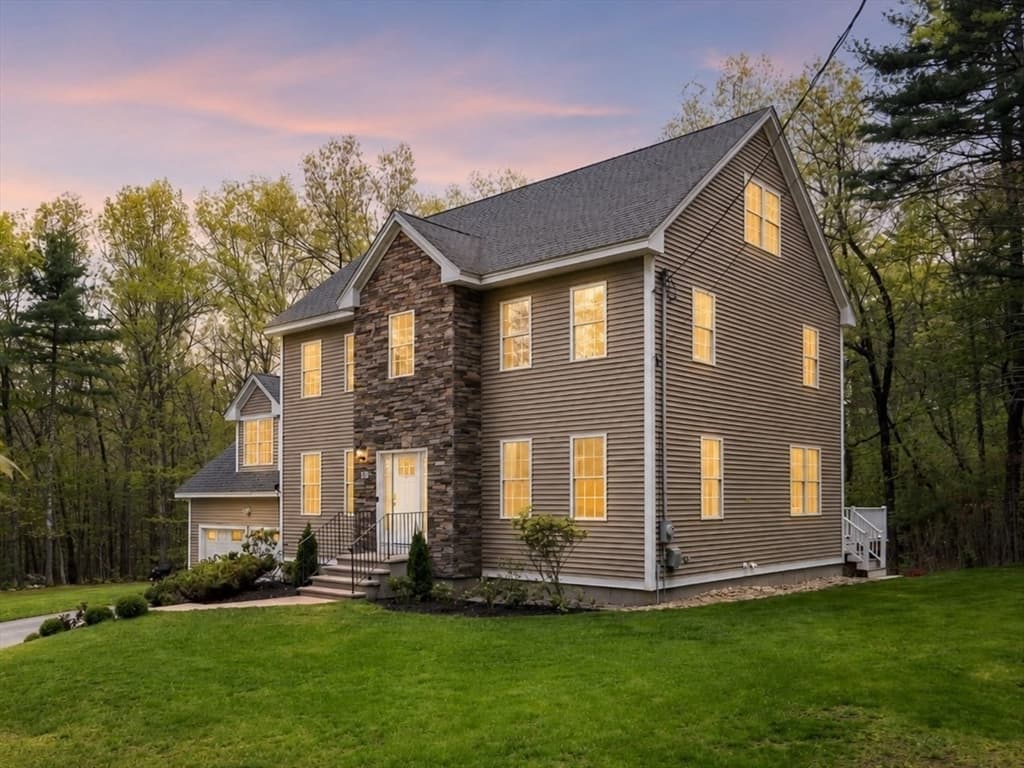 Casa em Westford — foto 2