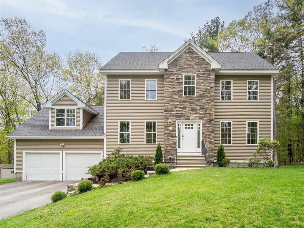 Casa em Westford