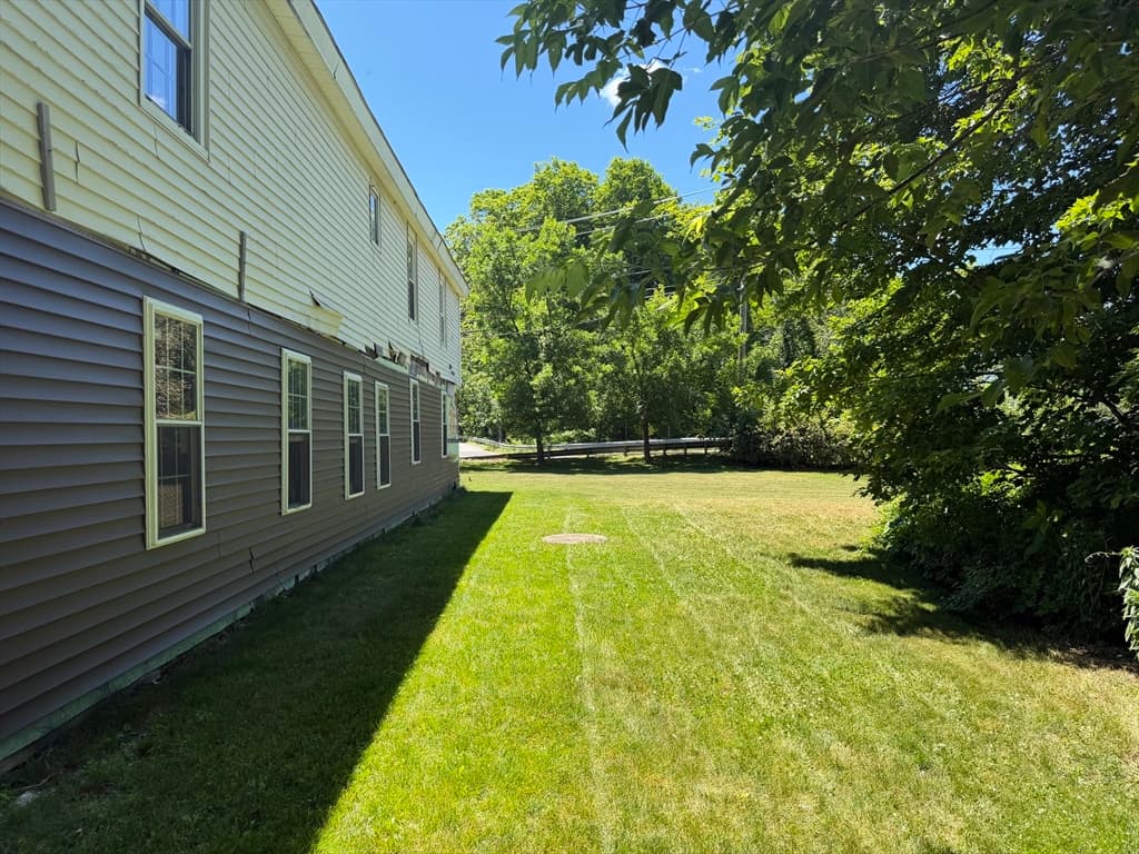 Multi-família em East Brookfield — foto 4