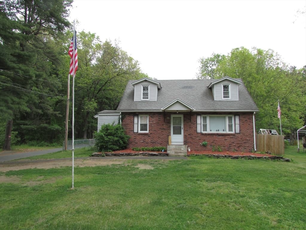 Multi-família em South Hadley