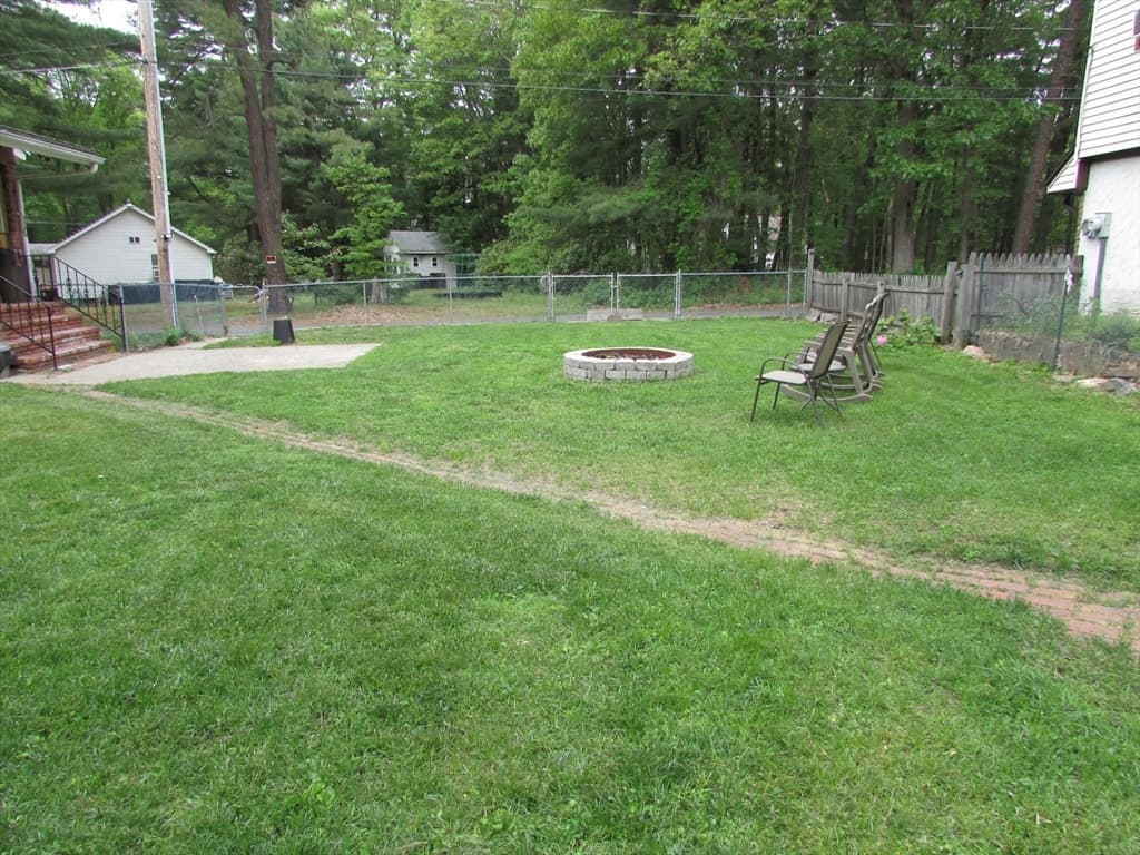 Multi-família em South Hadley — foto 8