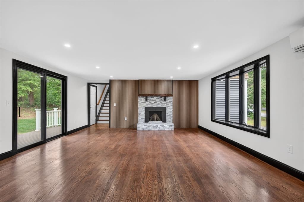 Casa em Dracut — foto 2