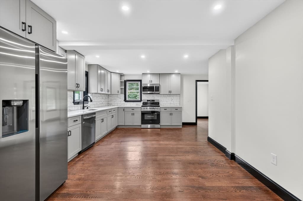 Casa em Dracut — foto 5