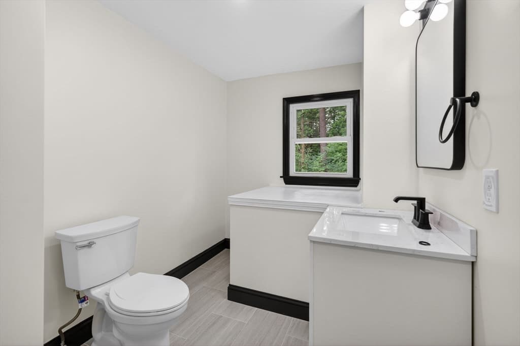 Casa em Dracut — foto 9