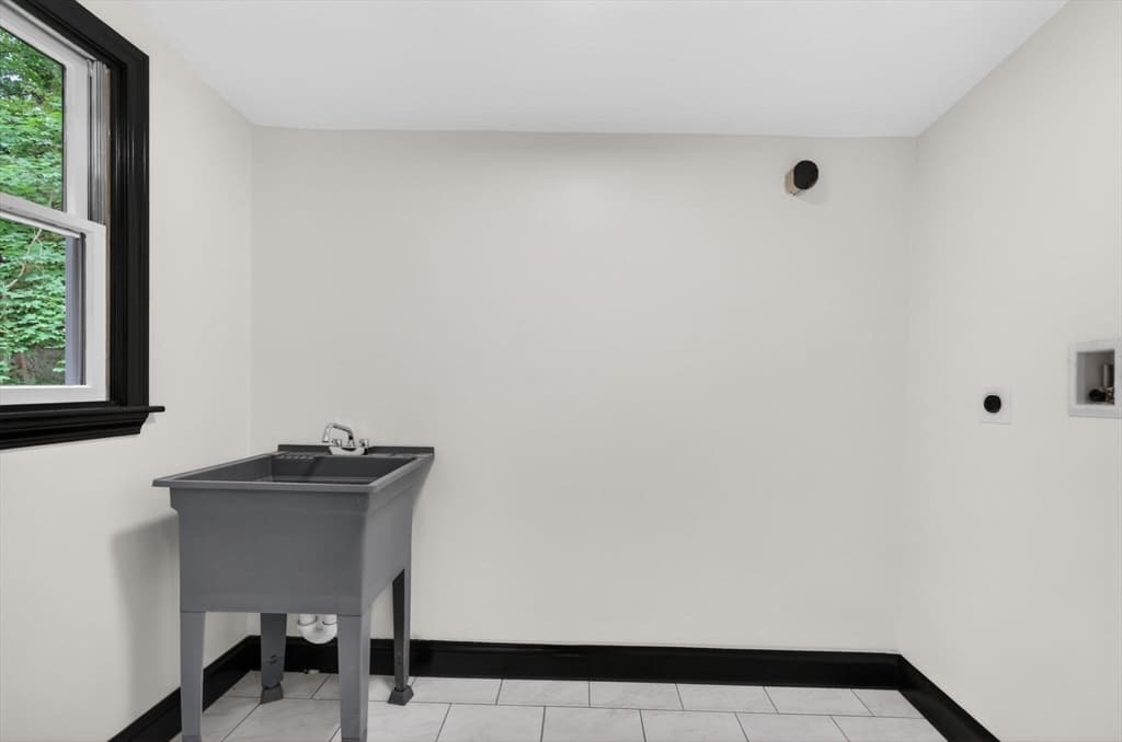 Casa em Dracut — foto 8