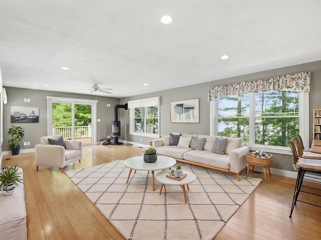Casa em Westford — foto 6
