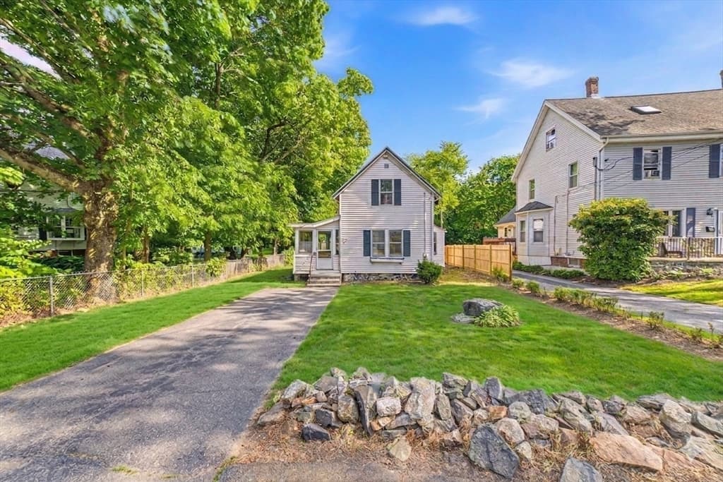 Casa em Stoneham — foto 2