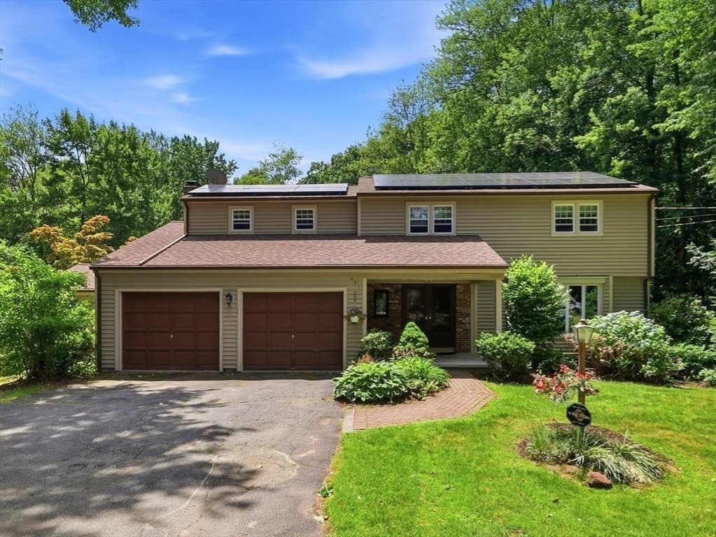 Casa em East Longmeadow — foto 3