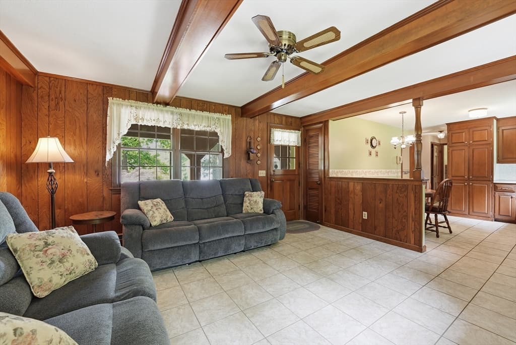 Casa em Wilbraham — foto 7