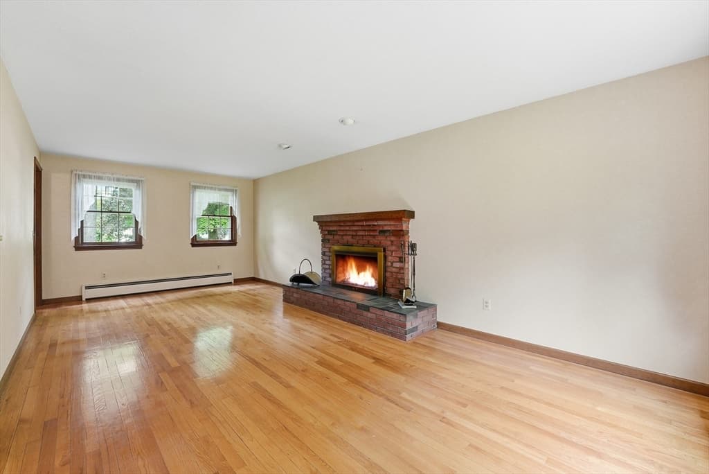 Casa em Wilbraham — foto 8