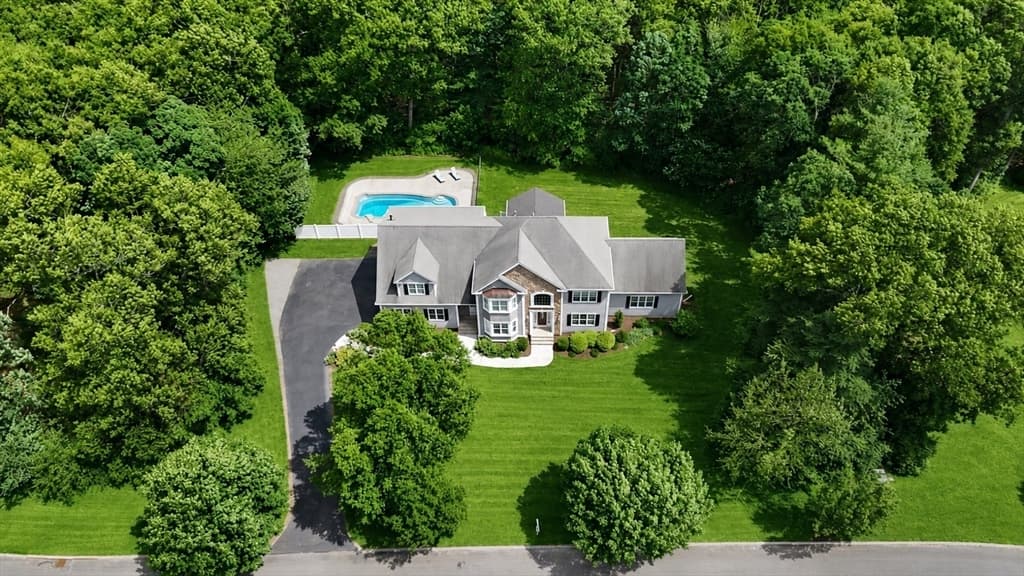 Casa em Foxboro — foto 3