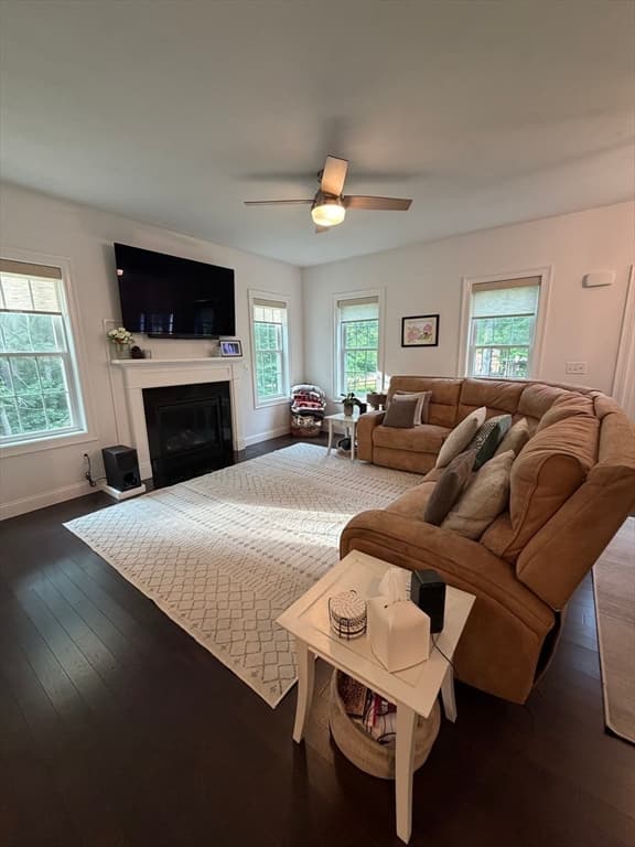 Casa em Uxbridge — foto 6