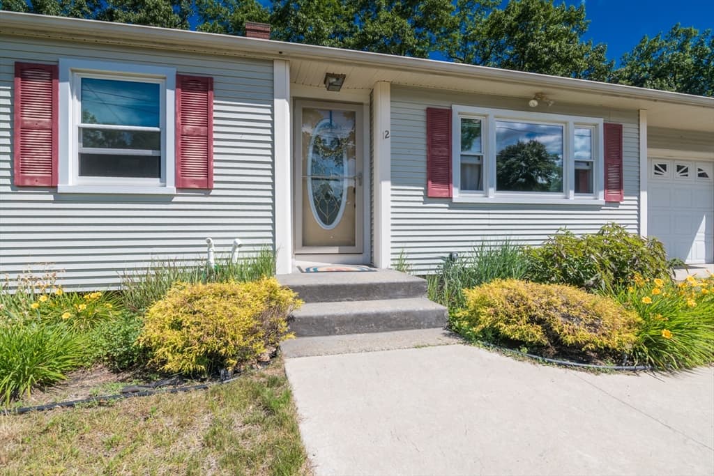 Casa em Chicopee — foto 2