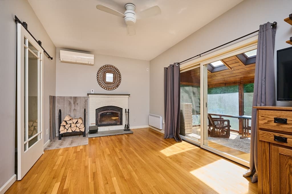 Casa em Bernardston — foto 3
