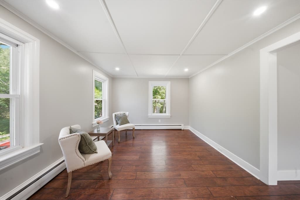 Casa em Uxbridge — foto 4