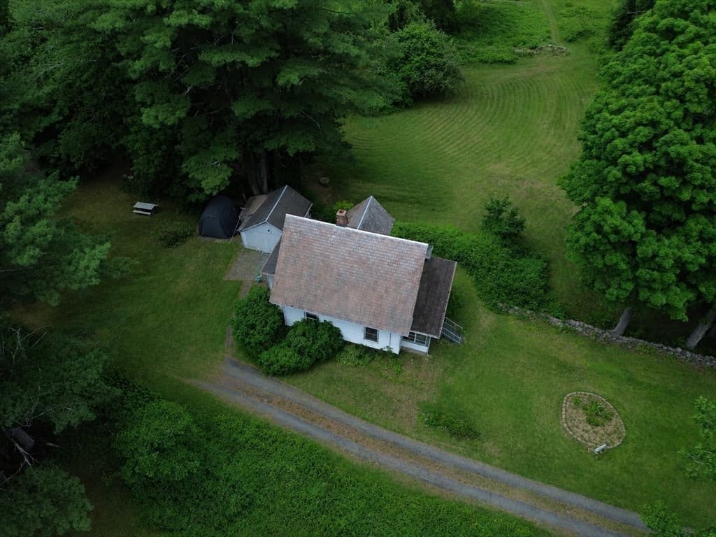 Casa em Sturbridge — foto 8