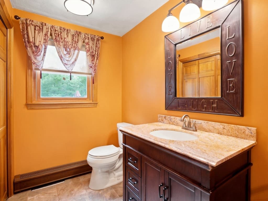 Casa em Tyngsborough — foto 9