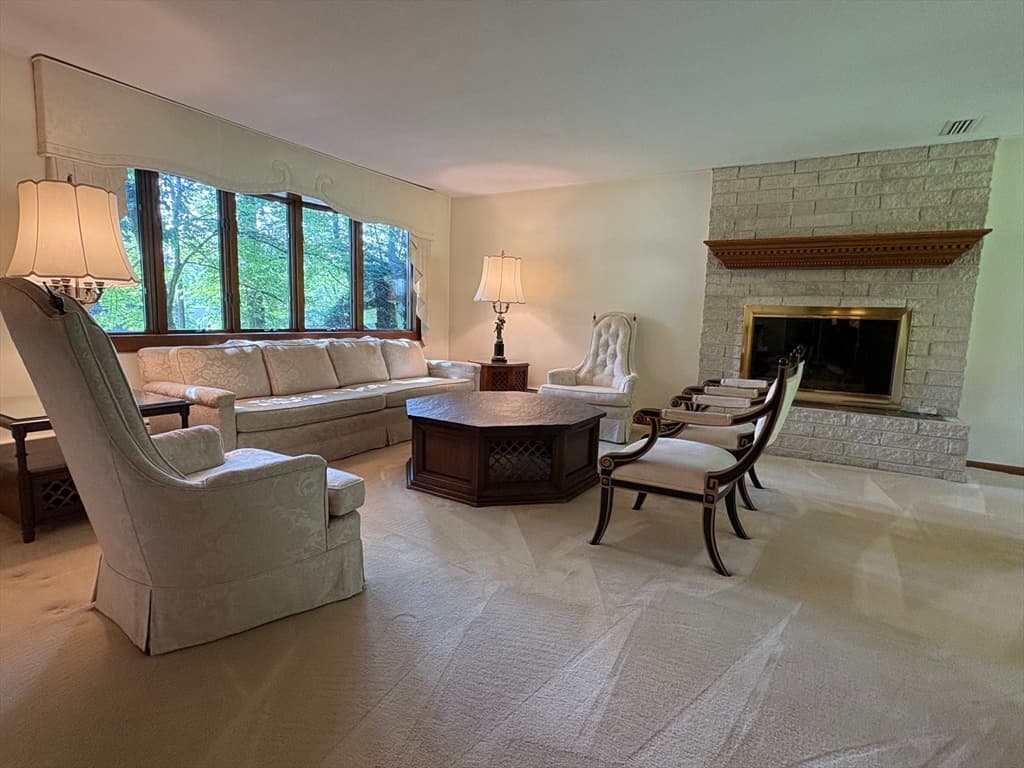 Casa em South Hadley — foto 7